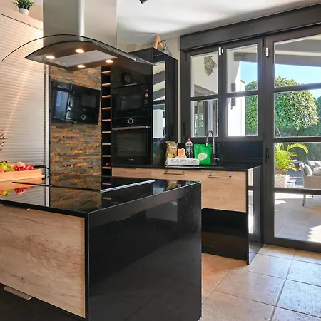 Chara Villa Javea